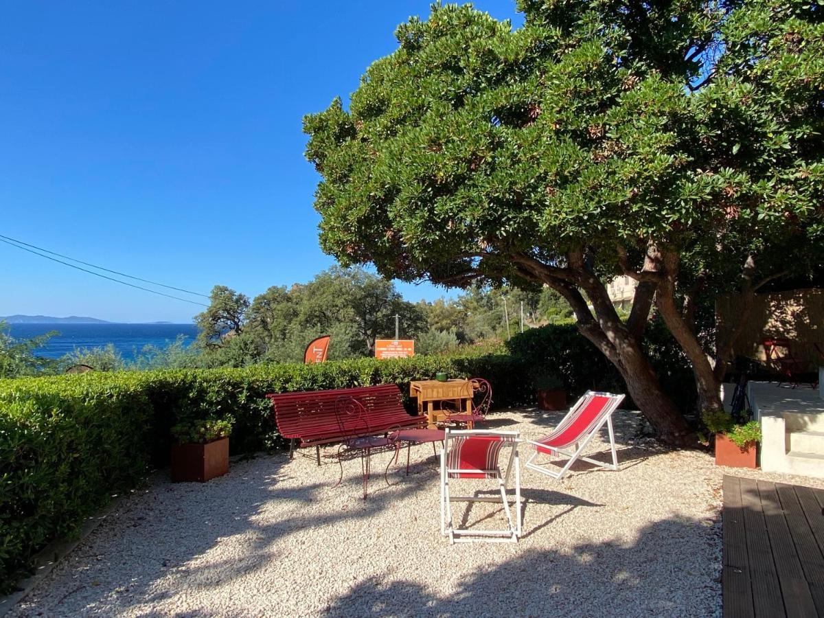 L'Arbousier Bed and Breakfast Le Le Rayol-Canadel-sur-Mer Eksteriør billede